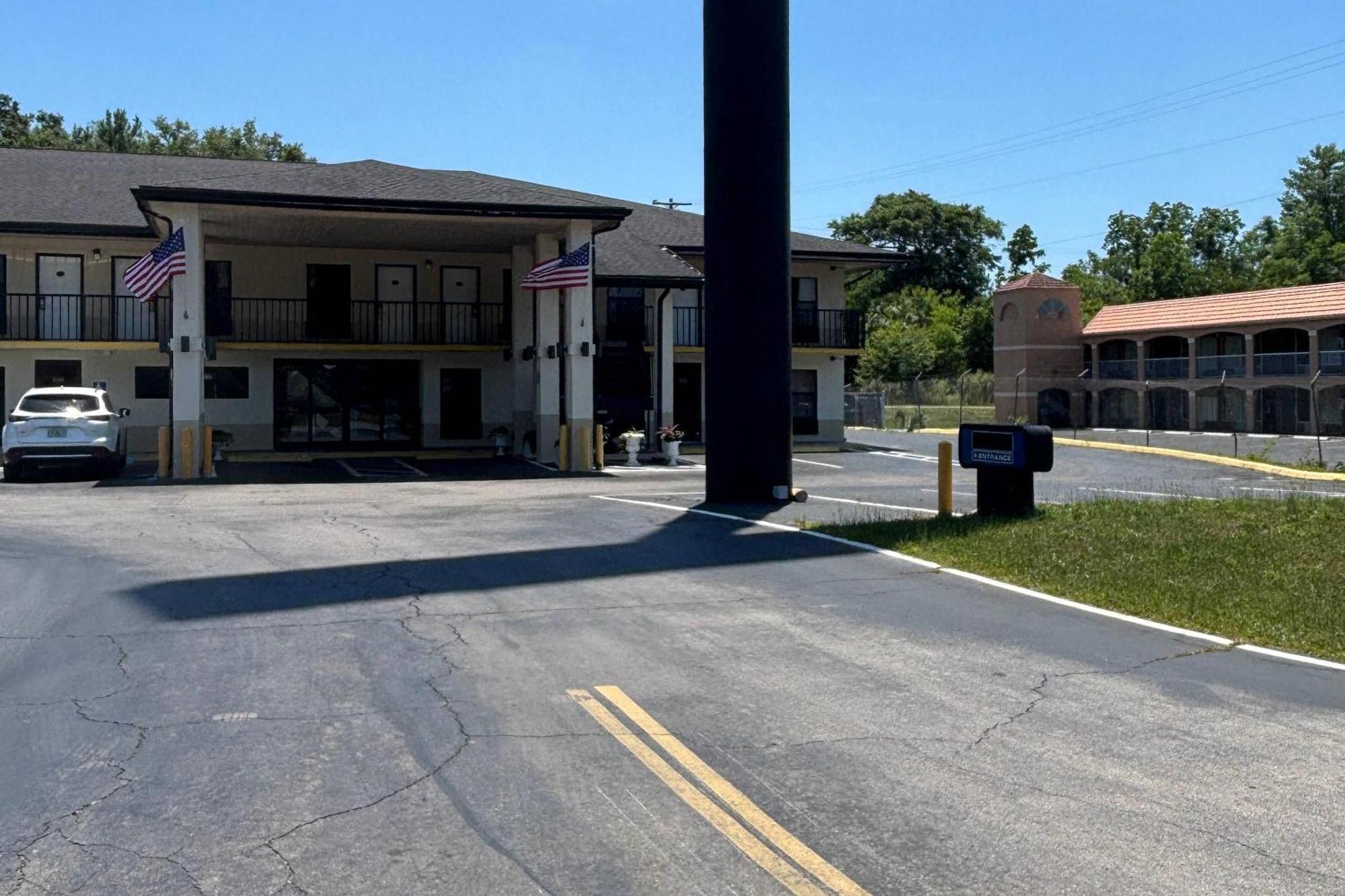 High Springs Inn Soon To Be Clarion Pointe Alachua Exteriör bild